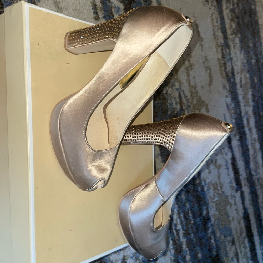Michael Kors heel shoes